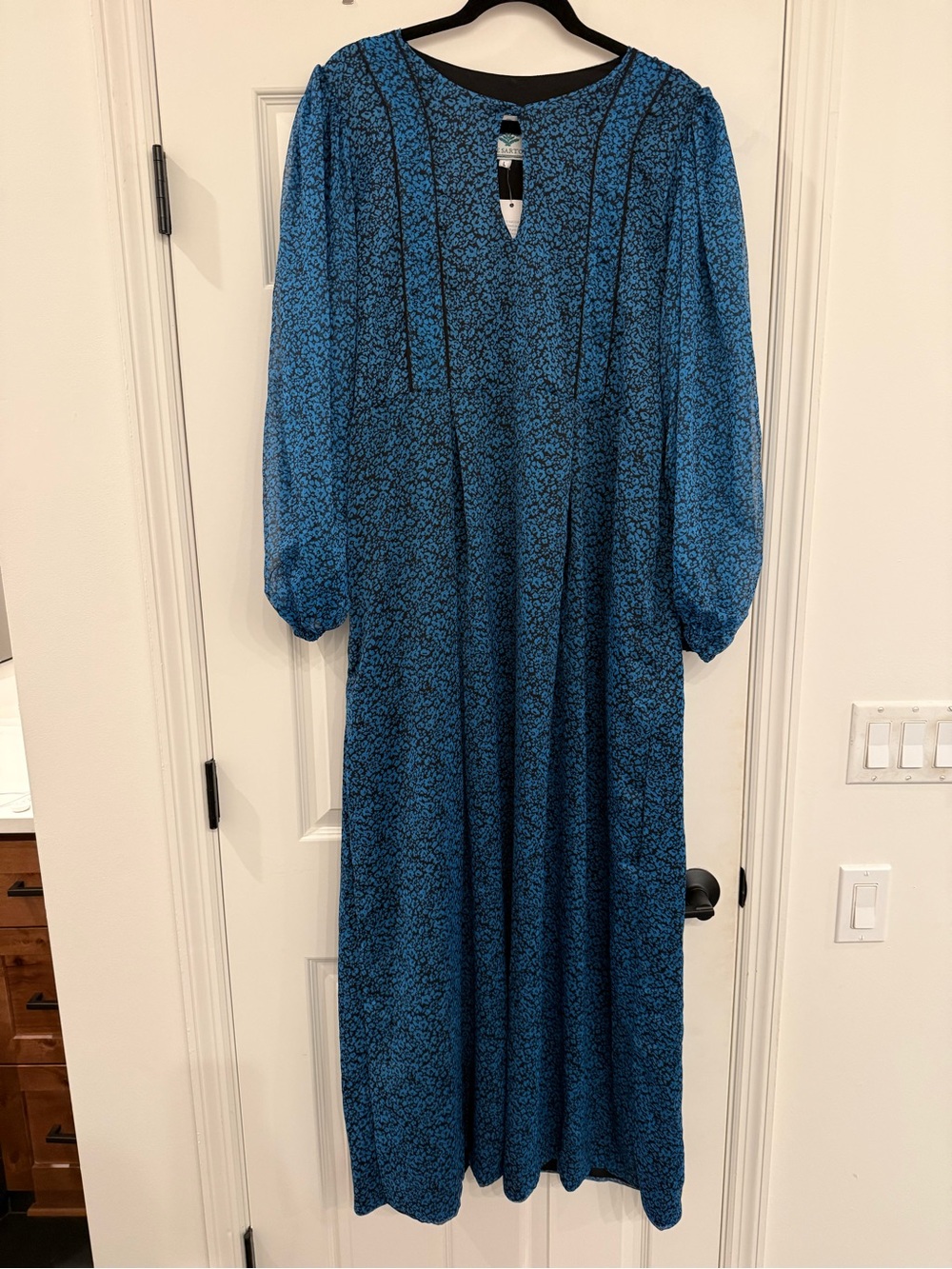 NWT Sue Sartor Ashford Maxi Dress Blue Black Chiffon Flowy Long Sleeve Large